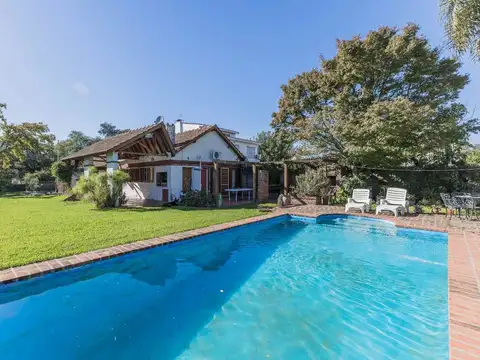 VENTA CASA 4 AMB PILAR CENTRO - APTO DESARROLLO