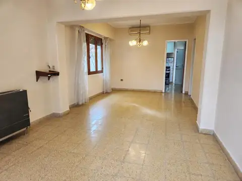 4 Esquina 519 , Piso PB
