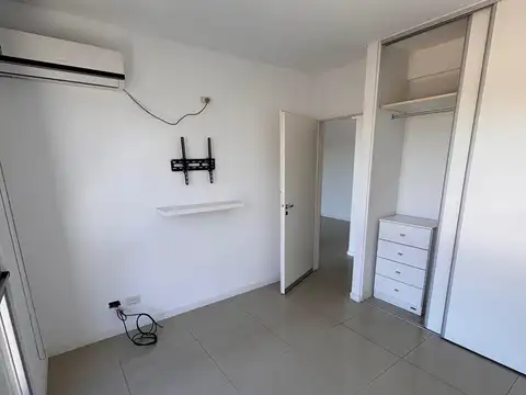 Departamento en Alquiler con 1 cocheras