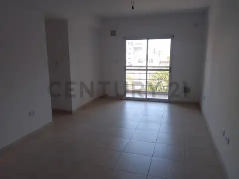 Paraguay 23000, Piso 0