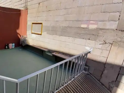 Depto Tipo Casa en Alquiler de 3 dormitorios