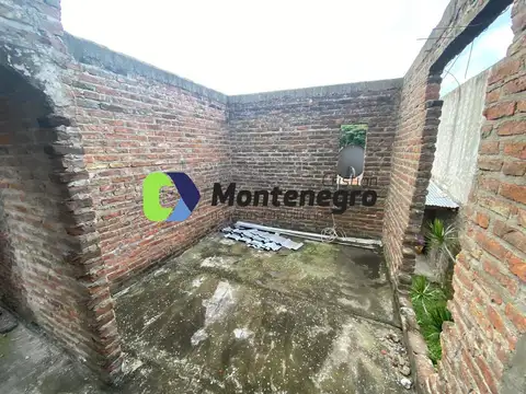 Casa - Venta - Argentina, Berazategui - Calle 6 5868