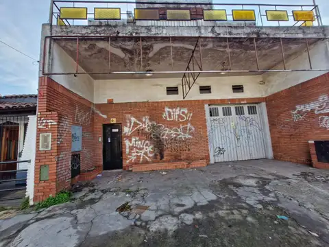 ALQUILER GALPON  s/AV. MITRE en CASEROS , TRES DE FEBRERO