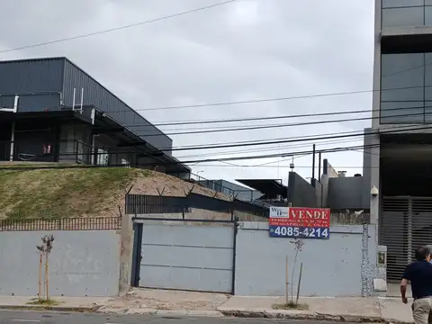 TERRENO 220 M2 EN ZONA USAA