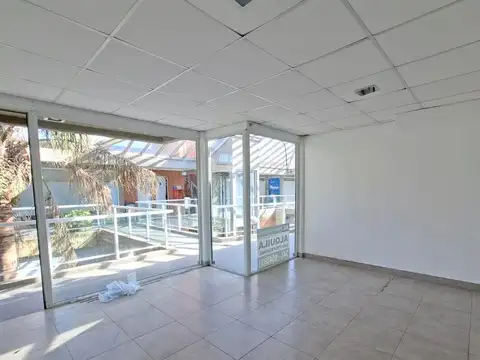 Oficina Monoambiente con 2 baños