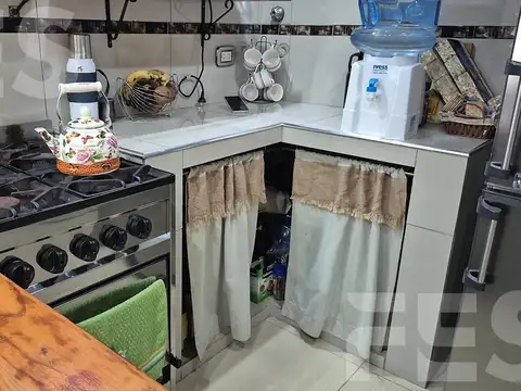 Casa en Venta con 5 cocheras