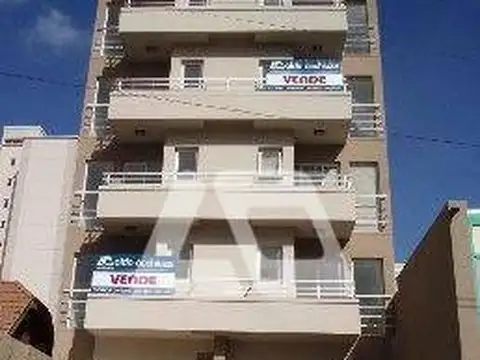 Cochera Fija  en Venta en Lanús Este, Lanús, G.B.A. Zona Sur