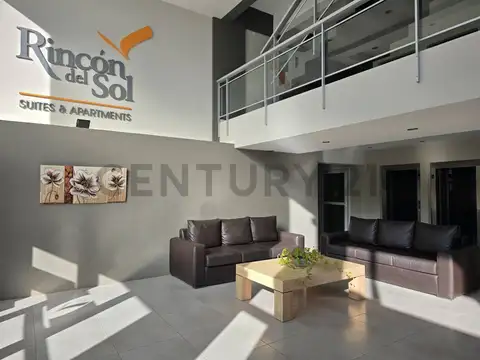 Av. Enrique Shaw, entre Av. Martin Pescador y Melgacho , Piso 0