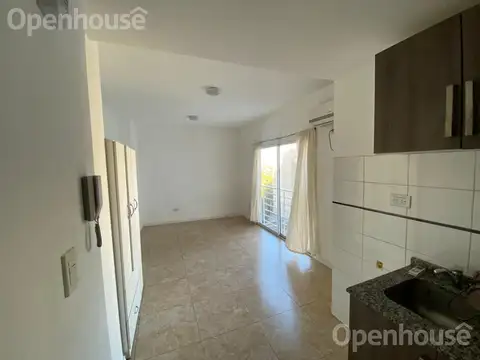 VENTA Monoambiente muy luminoso, con cochera en Caballito