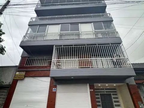 Bolívar 2600, Piso 4