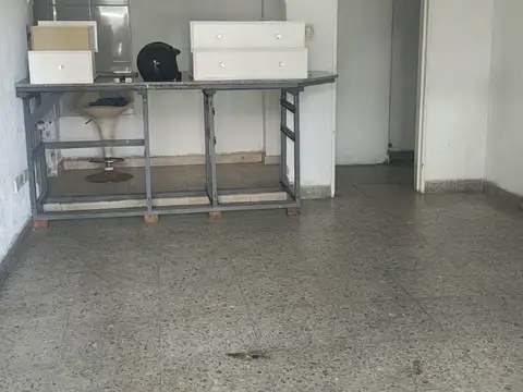 Oficina 2 ambientes con 1 baño