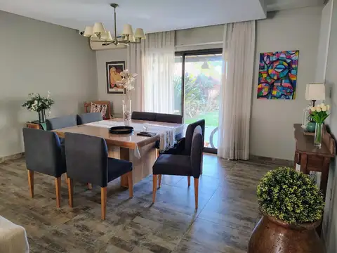 Casa en Venta en Chacras de Coria, USD 320.000