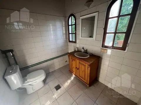 ITUZAINGO NORTE OFICINA USO PROFESIONAL   CONSULTORIO MEDICO, PSICOLOGO KINESIONLOGO  PILATES YOGA D