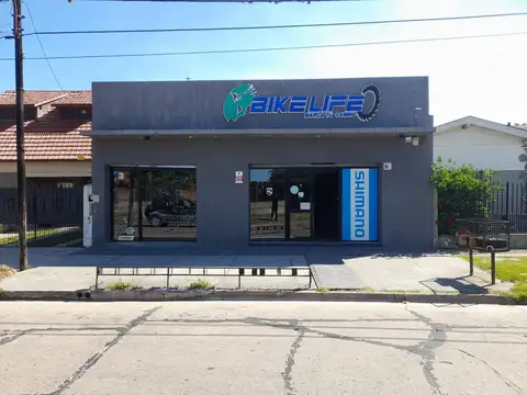 Amplio Local Comercial en Alquiler en Hudson