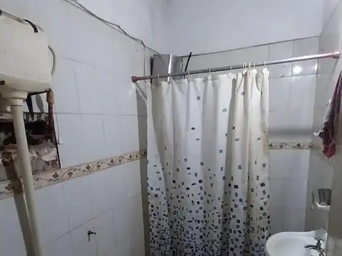 Venta | Casa | 2 Dormitorios | Granadero Baigorria | Bo. Los Robles