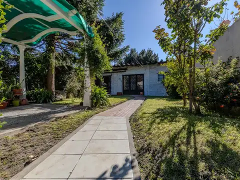 VENTA 5 AMB COCHERA QUINCHO PARQUE en R. CALZADA