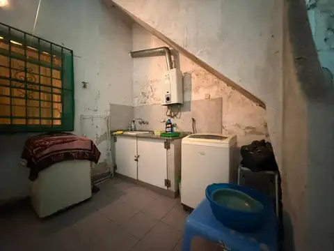 CASA 4 AMB CON COCHERA PARQUE LIBRE Y QUINCHO