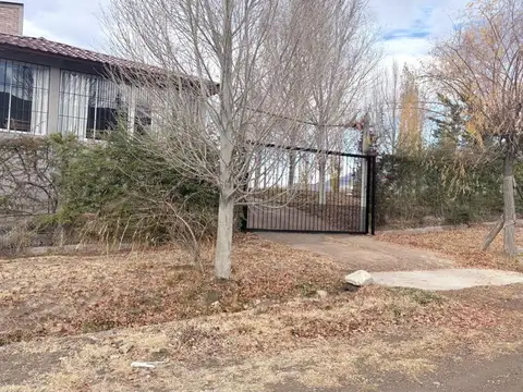 Costanera Sur y Luis Leloir. Lote Manzzoni 100