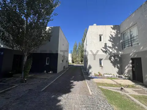 490 Entre 133 y 134 , Piso 0
