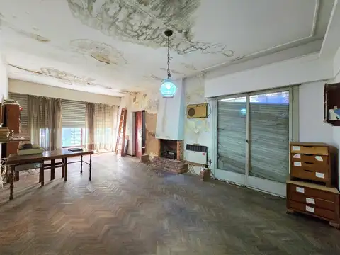 Casa en Venta en Villa Sarmiento, USD 210.000