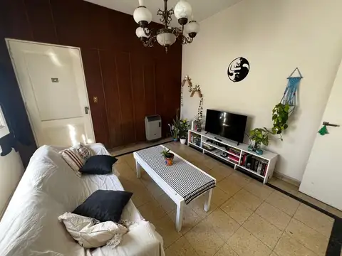 Humberto Primo 600