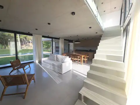 Casa en Venta en Pinamar, USD 390.000