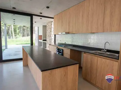CASA VENTA PINAMAR BARRIO PIONEROS 4 AMBIENTES
