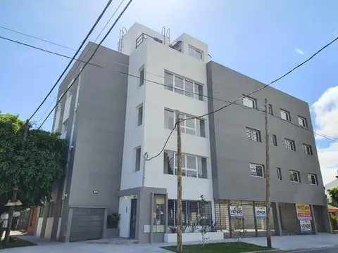 DEPARTAMENTO SEMIPISO 2 AMB. CON COCHERA VILLA LUZUIAGA