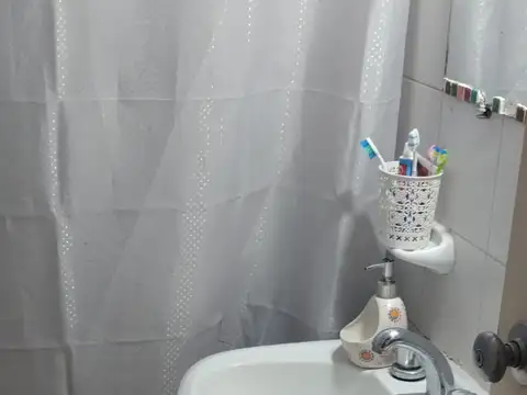 Depto Tipo Casa en Alquiler de 2 ambientes