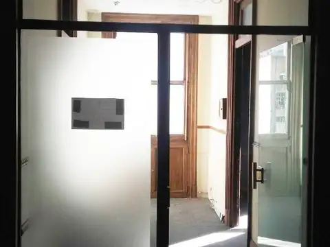 Oficina en Alquiler 100 años