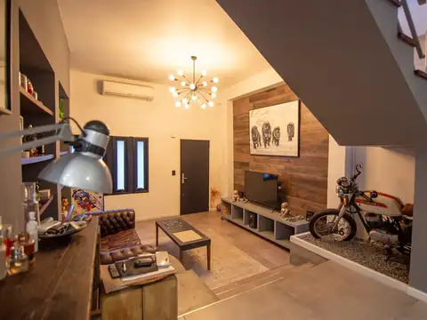 Casa 5 ambientes con 2 baños