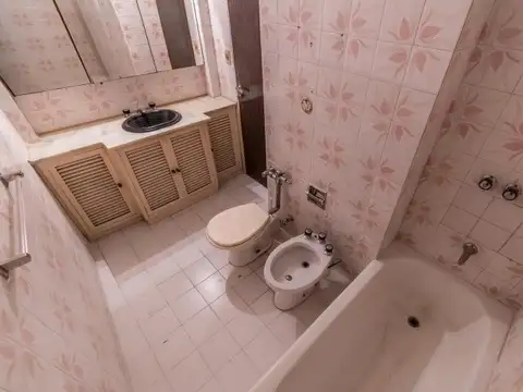 Departamento 5 ambientes con 4 baños