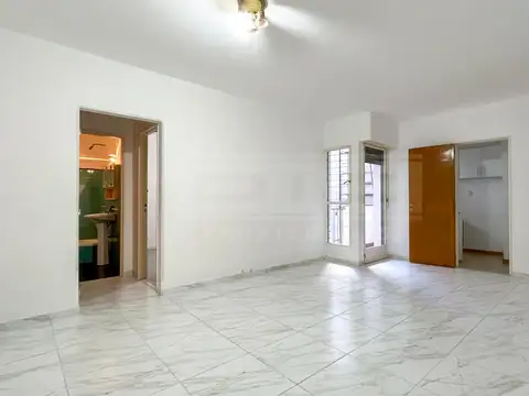 Departamento 2 ambientes Venta - Olivos-Maipu/Uzal