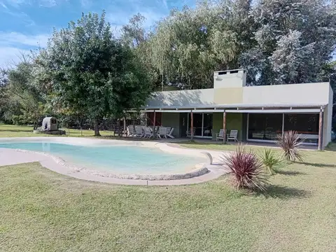 Quinta en venta, 1 dormitorios en Ramallo, oportunidad, con parrilla