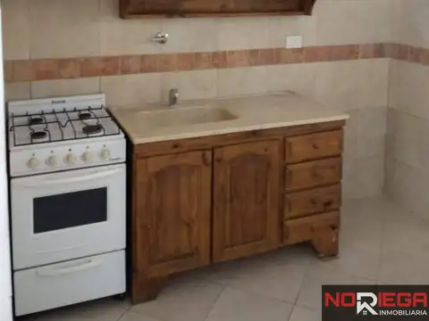 Casa 3 ambientes con 2 baños