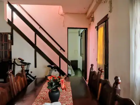 Depto Tipo Casa en Venta 49 años
