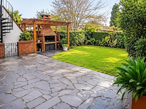 Alquiler Casa 5 ambientes con jardín Saavedra