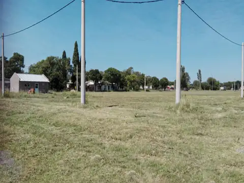 Terreno de 255m² en Villa Mugueta con entorno consolidado y escritura