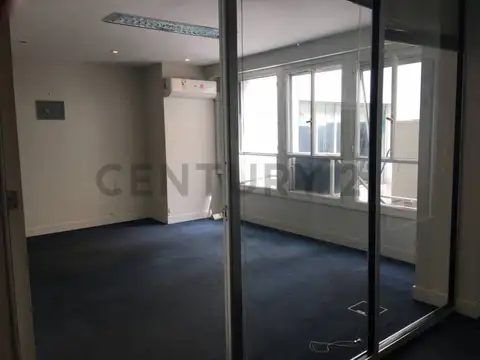 ALQUILER OFICINA EN 3° PISO, A METROS DE PEATONAL FLORIDA