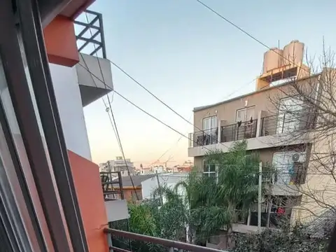 Depto Tipo Casa en Alquiler de 1 dormitorio
