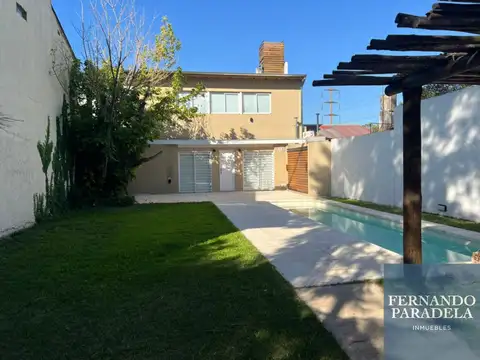 Casa - Barrio Parque Leloir