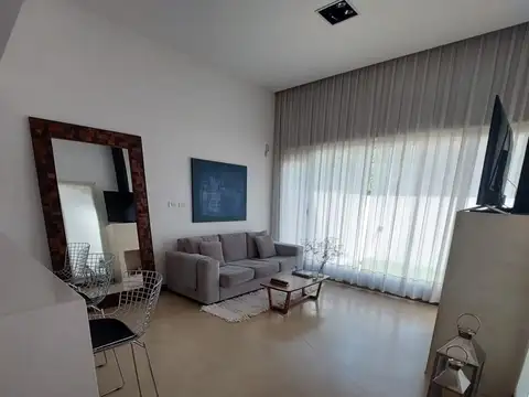 Casa en Venta en Manuel B Gonnet, USD 200.000