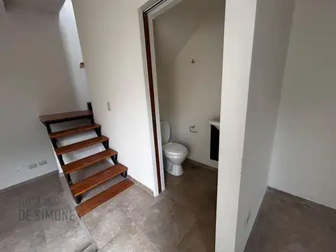 Depto Tipo Casa en Venta en Villa Devoto, USD 119.900
