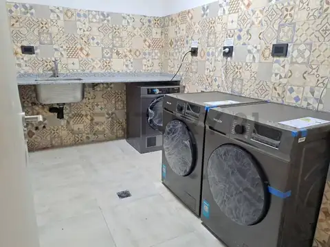 Oficina en Alquiler en Villa del Parque, $ 900.000