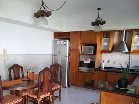 Casa en Venta en Villa Luzuriaga, USD 250.000