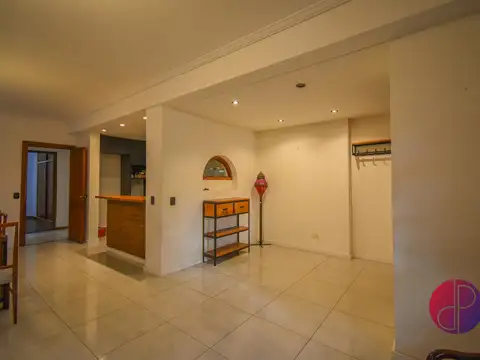 Casa en Venta en Lomas De Zamora, USD 299.000