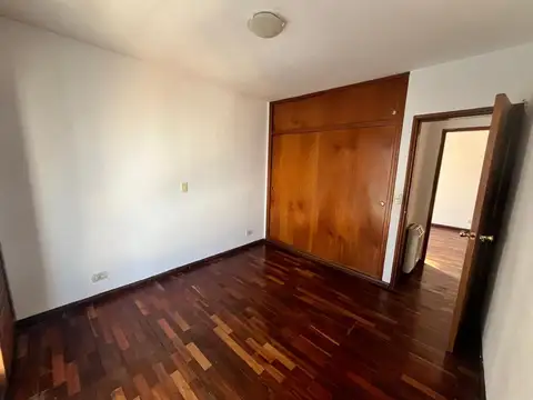 Alquiler Departamento Rivadavia 355