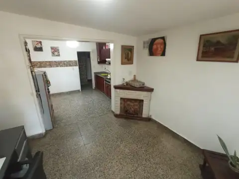 A. Del Valle 1300