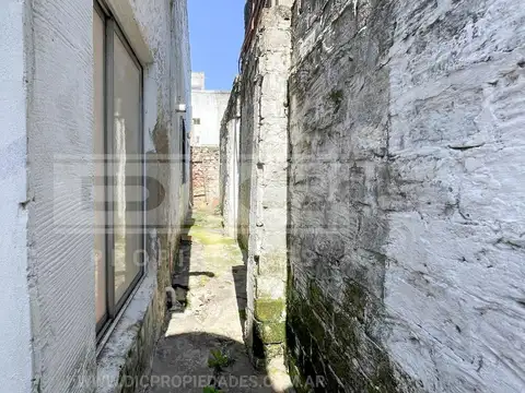 Depto Tipo Casa en Venta 50 años