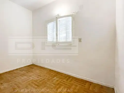 Depto Tipo Casa en Venta con 2 cocheras